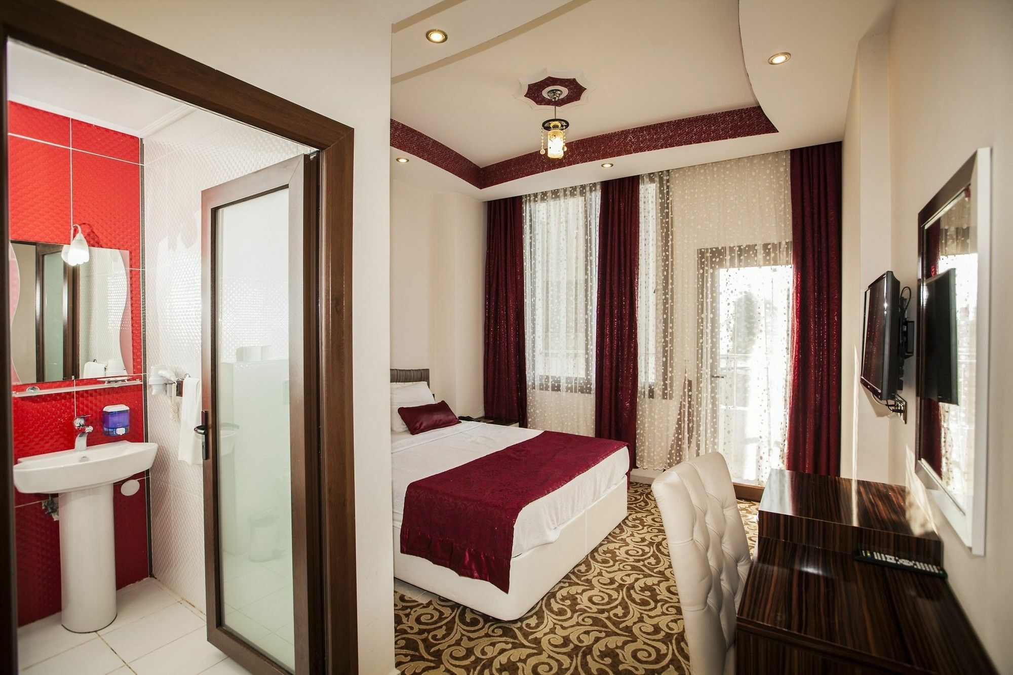Zeyn Hotel Antakya ภายนอก รูปภาพ