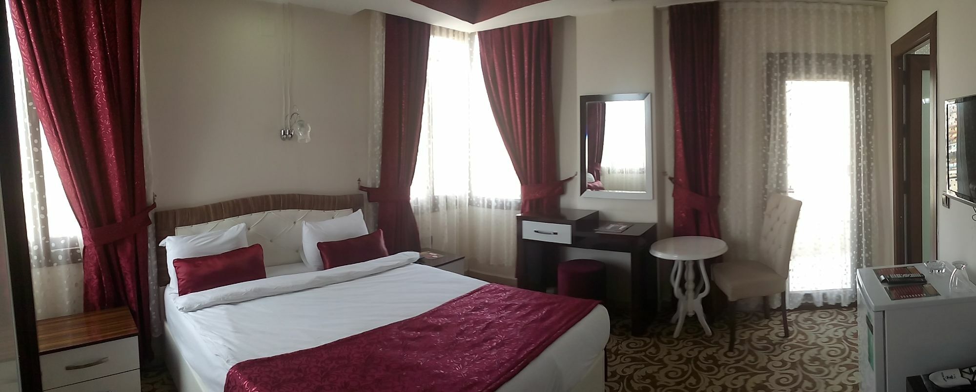Zeyn Hotel Antakya ภายนอก รูปภาพ